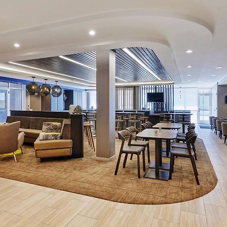 Springhill Suites By Marriott Chicago Chinatown Bagian luar foto