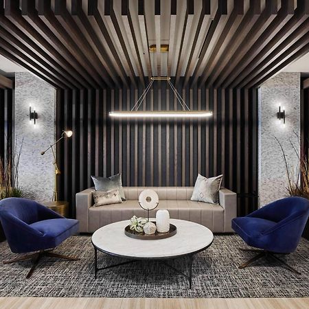 Springhill Suites By Marriott Chicago Chinatown Bagian luar foto