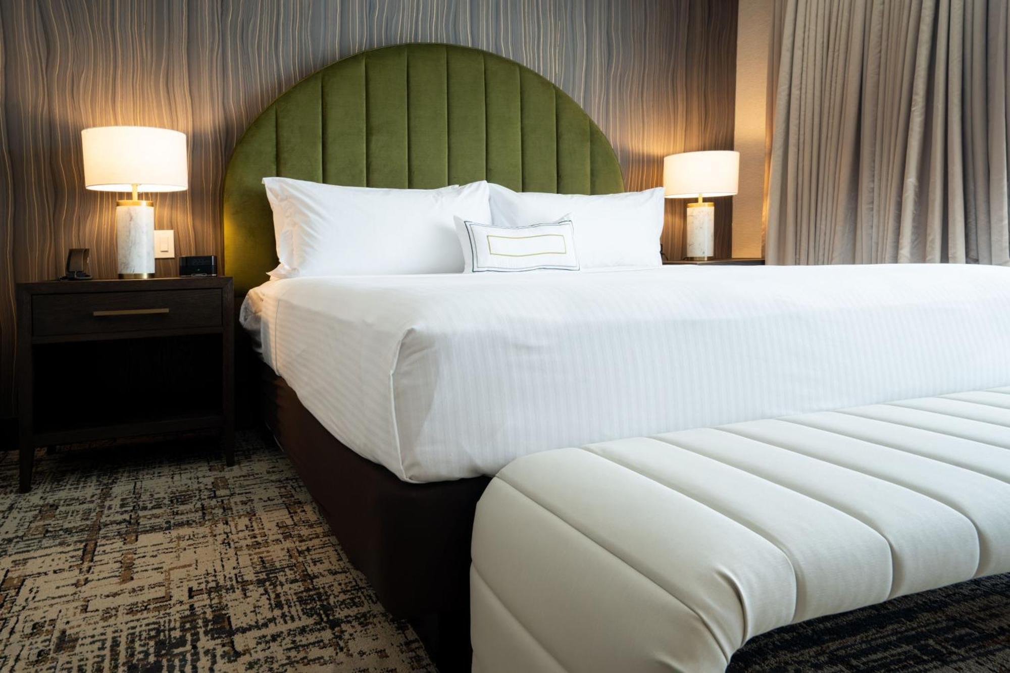 Springhill Suites By Marriott Chicago Chinatown Bagian luar foto