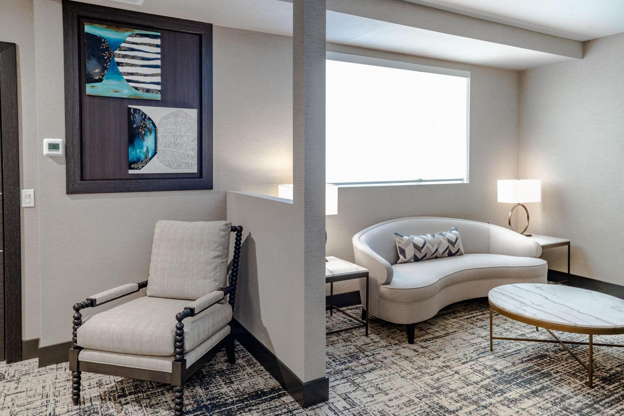 Springhill Suites By Marriott Chicago Chinatown Bagian luar foto