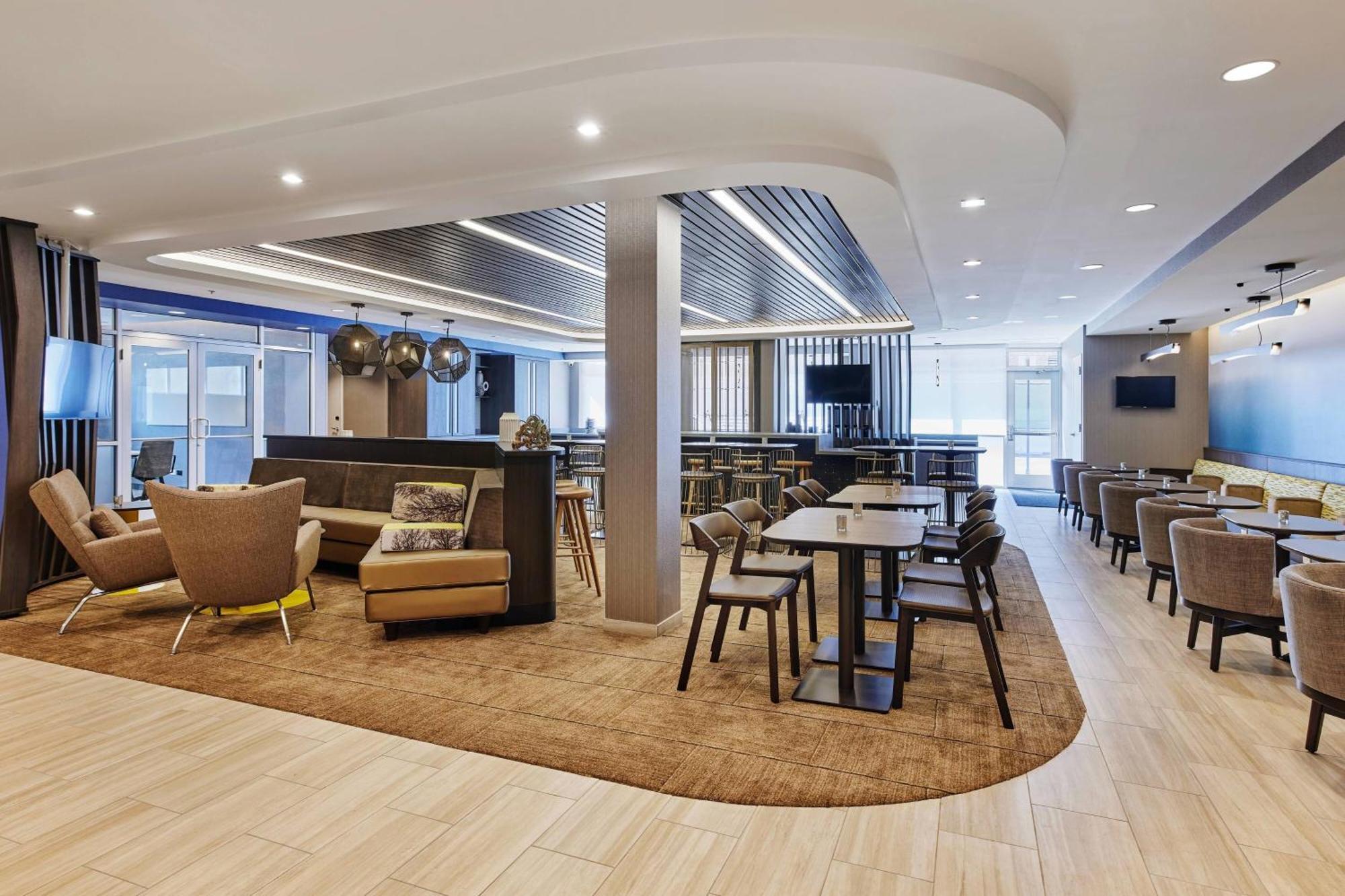Springhill Suites By Marriott Chicago Chinatown Bagian luar foto